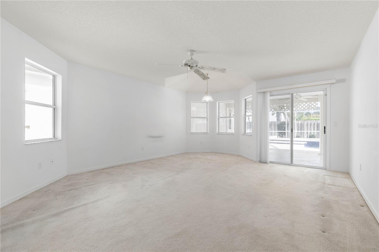 Image 32 of 78 For 277 Wellington Drive