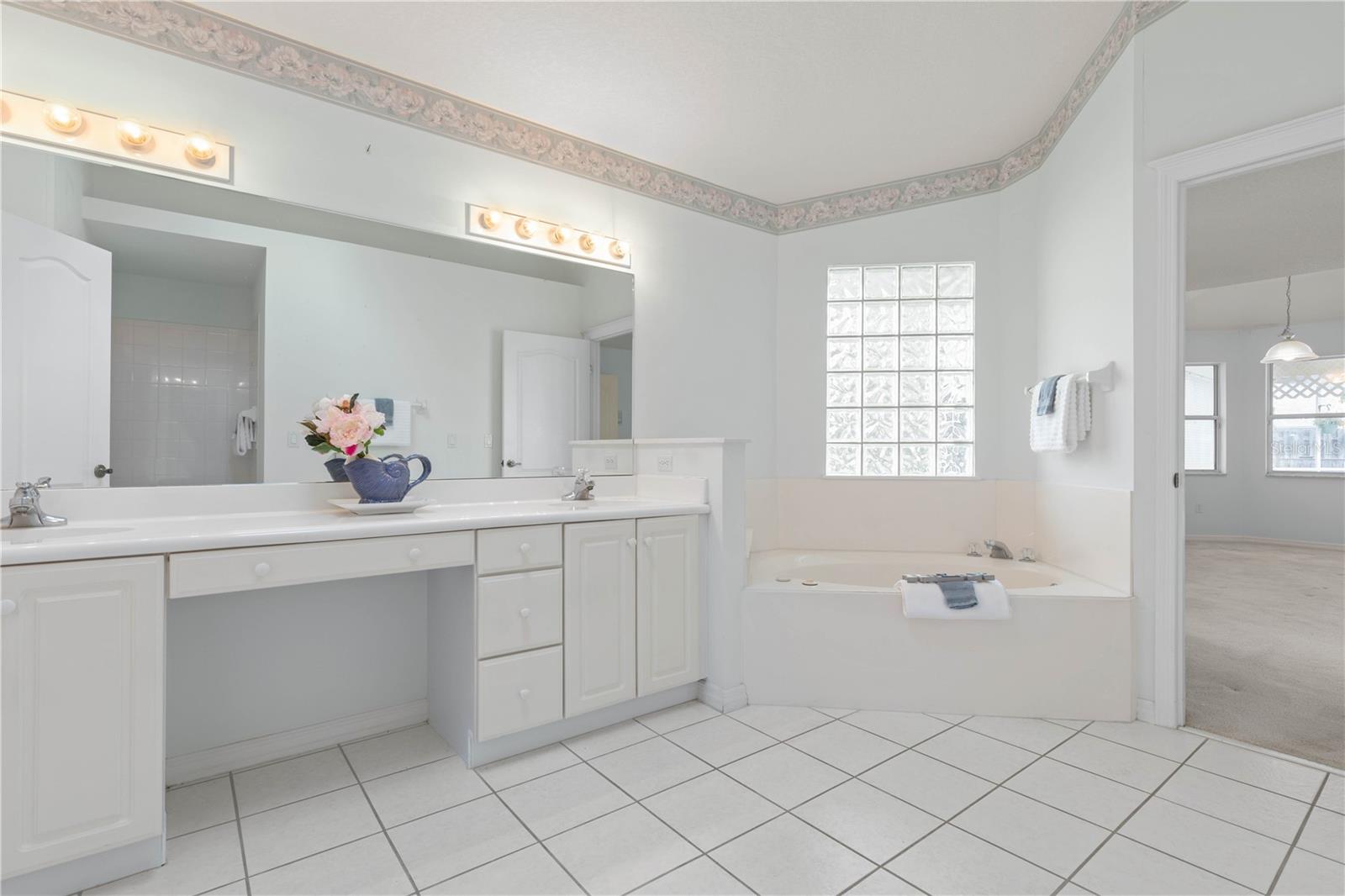 Image 38 of 78 For 277 Wellington Drive