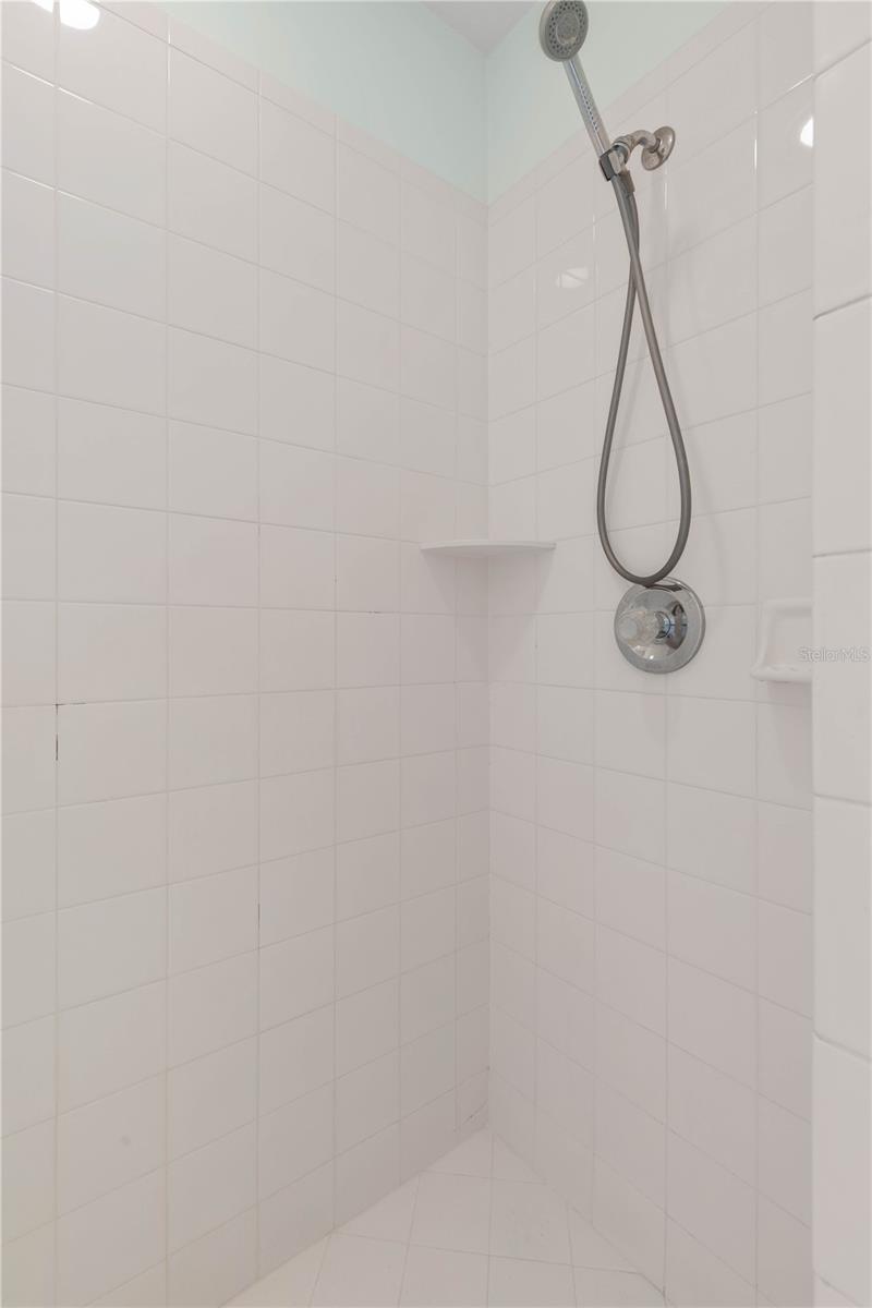 Image 40 of 78 For 277 Wellington Drive