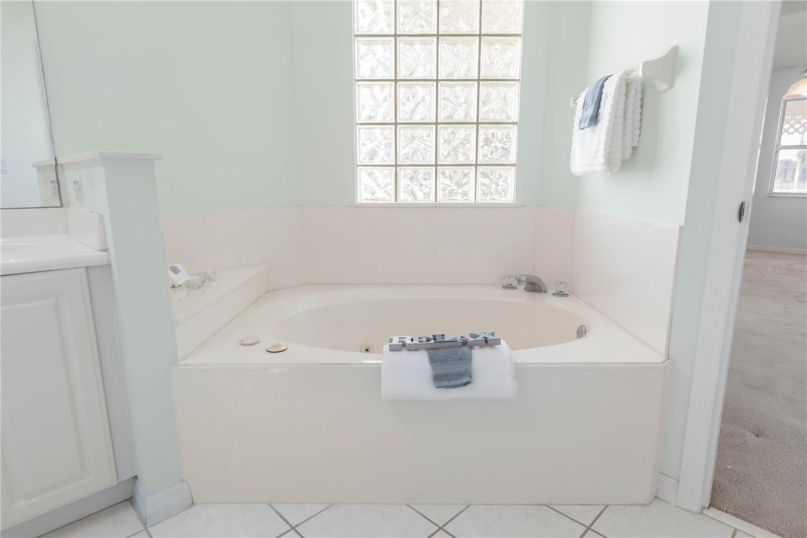 Image 41 of 78 For 277 Wellington Drive