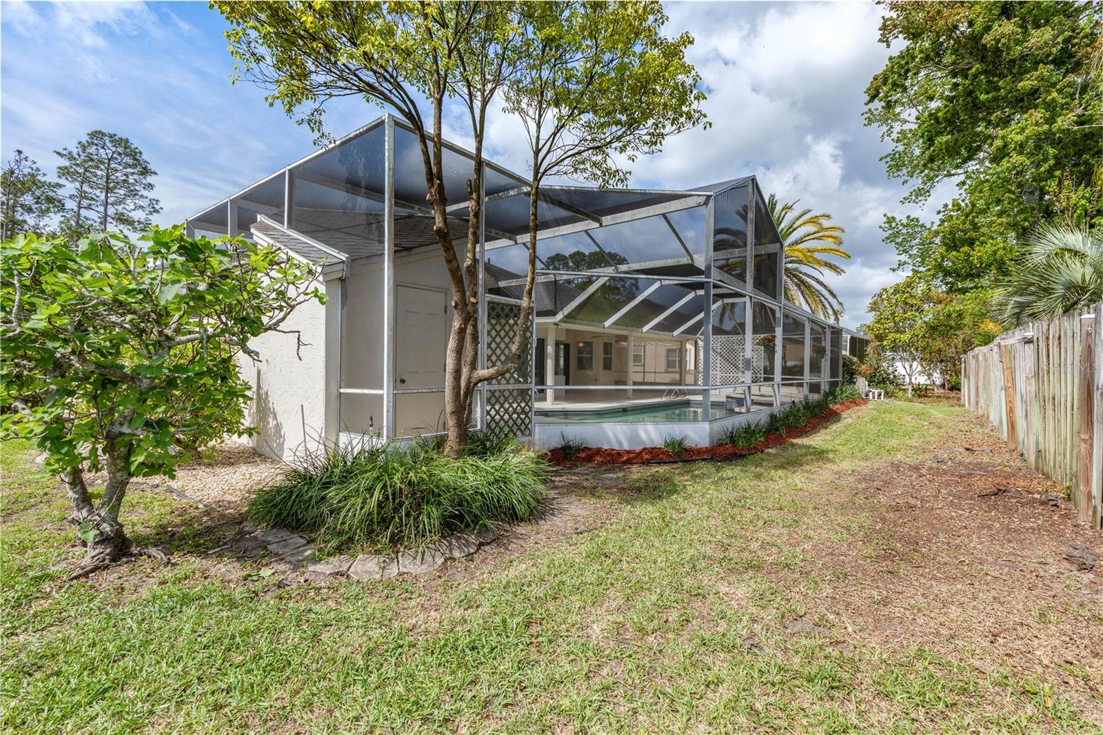 Image 56 of 78 For 277 Wellington Drive