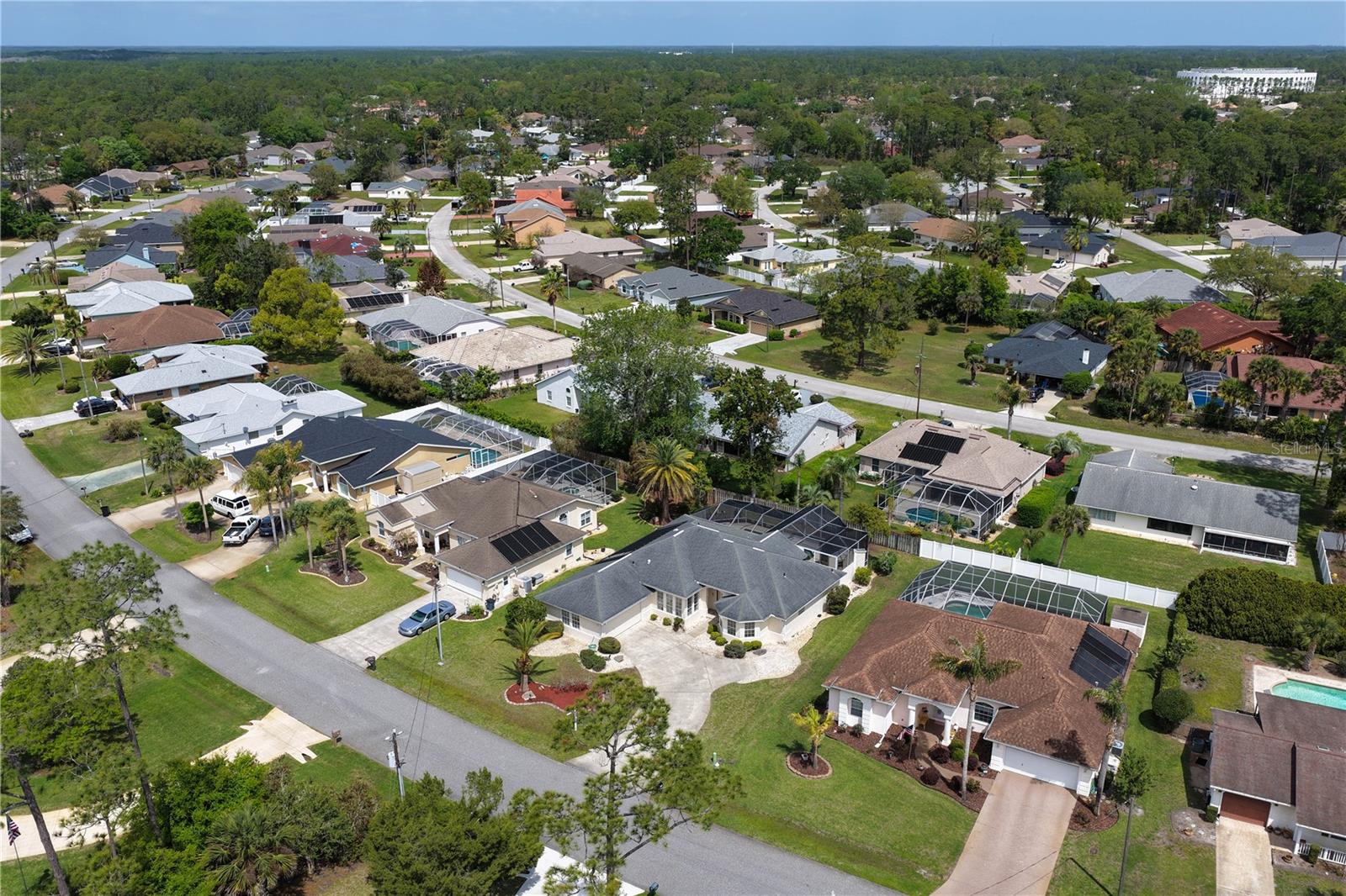 Image 60 of 78 For 277 Wellington Drive