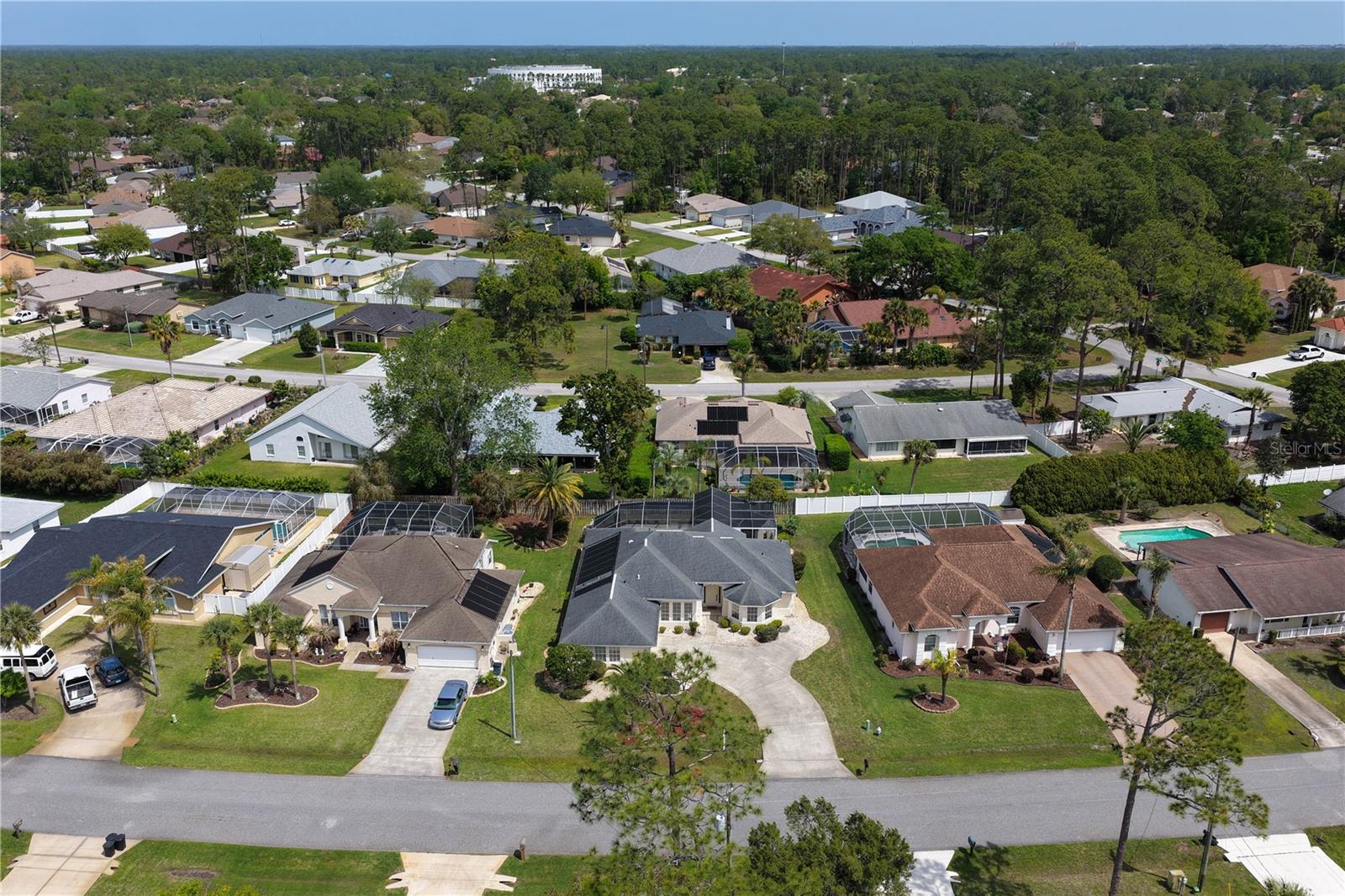 Image 61 of 78 For 277 Wellington Drive