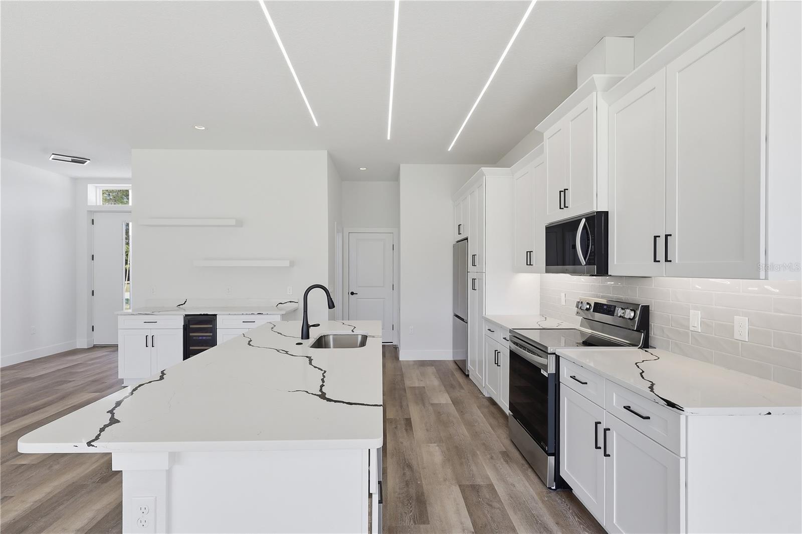 Listing photo id 15 for 21 Buttermilk Drive