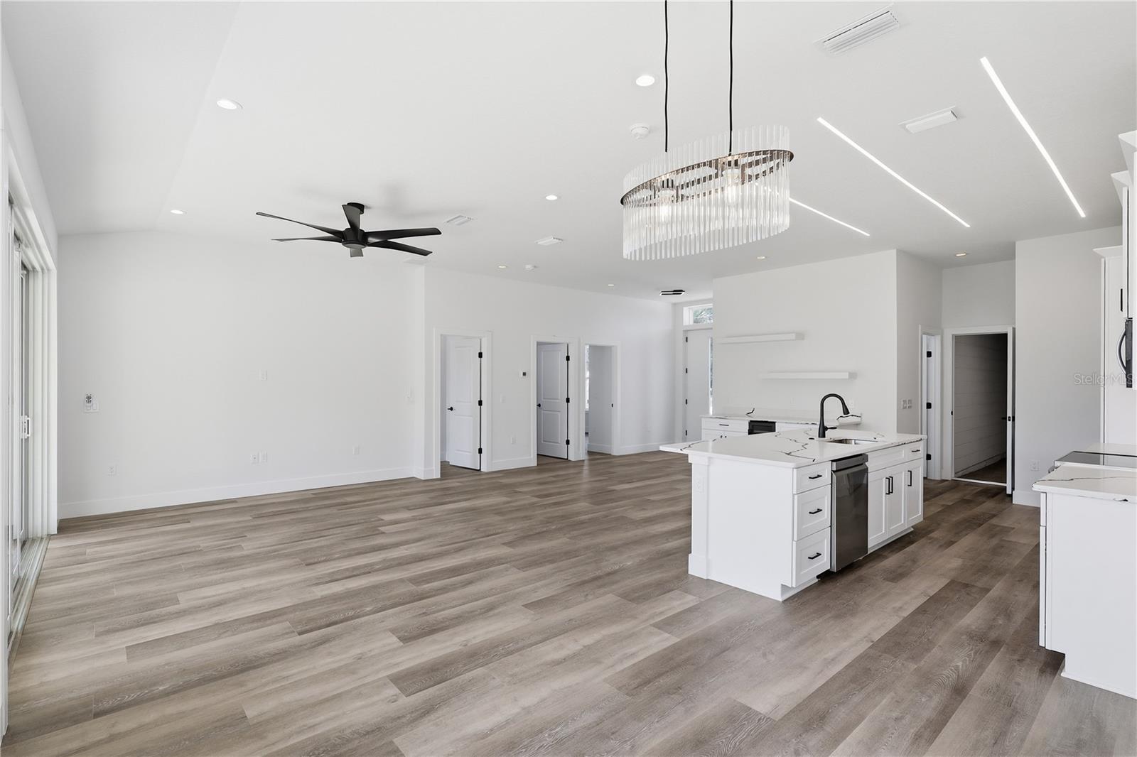 Listing photo id 16 for 21 Buttermilk Drive