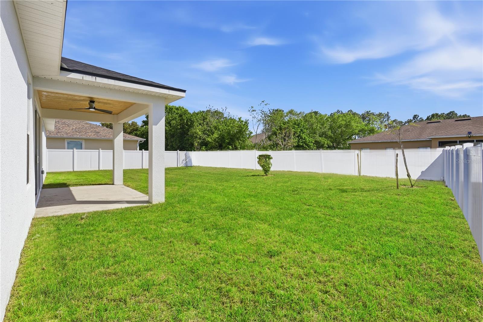 Listing photo id 0 for 21 Buttermilk Drive