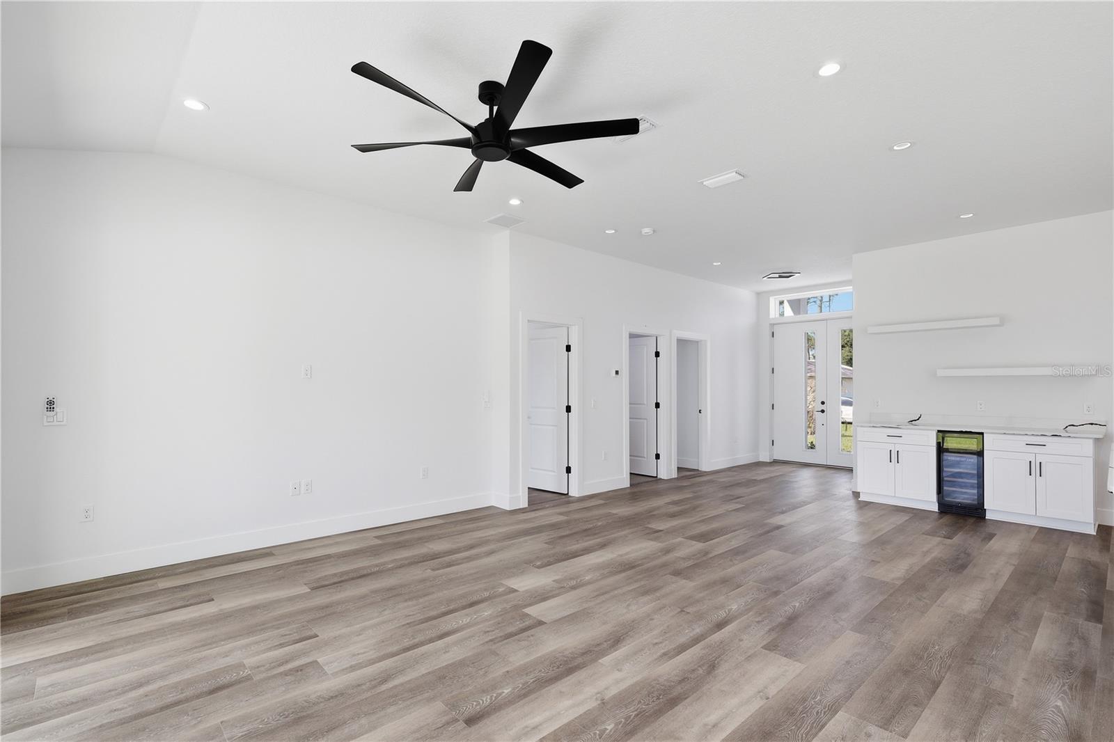 Listing photo id 4 for 21 Buttermilk Drive