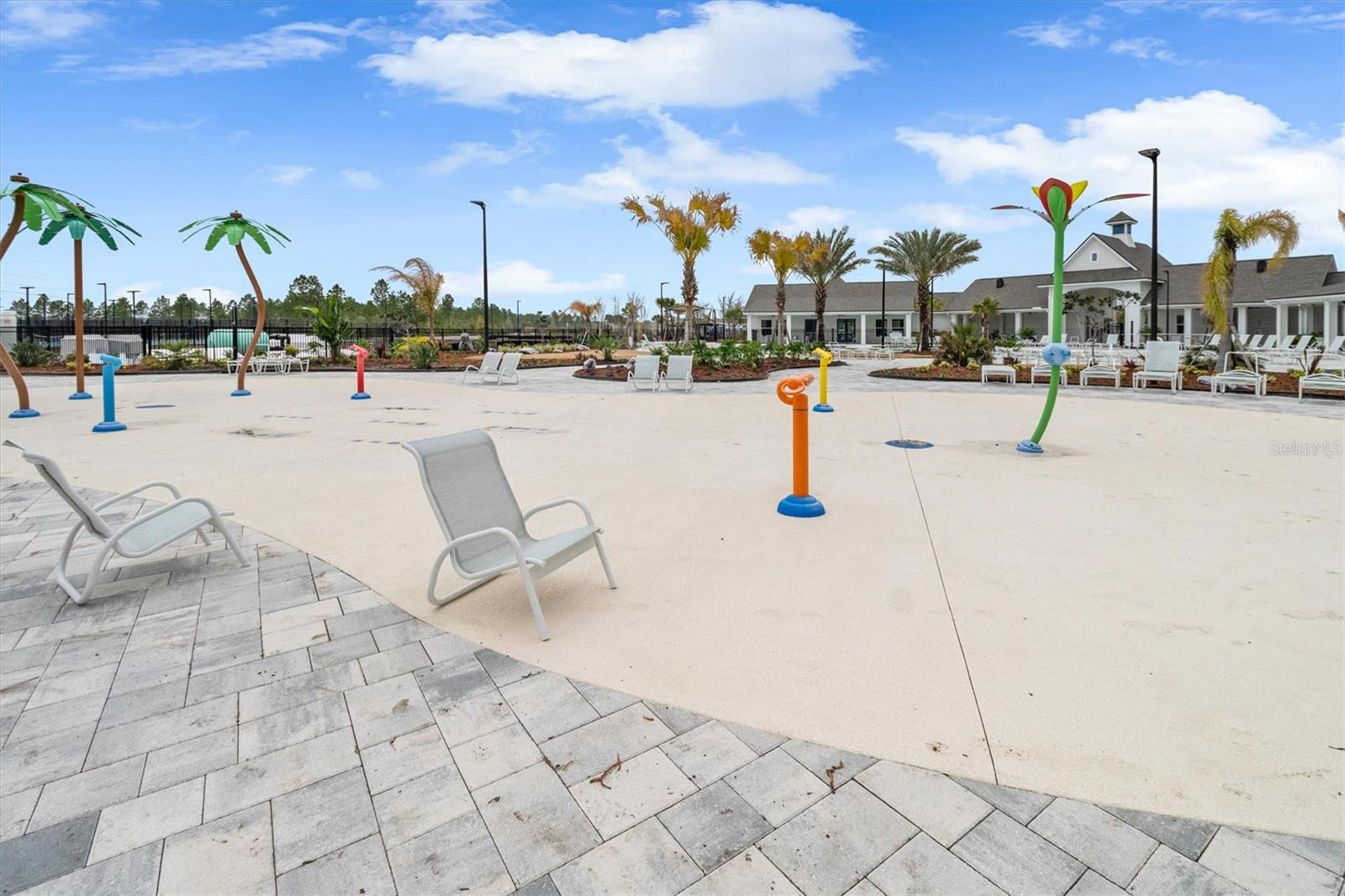 Image 27 of 27 For 7 Summerwood Road N