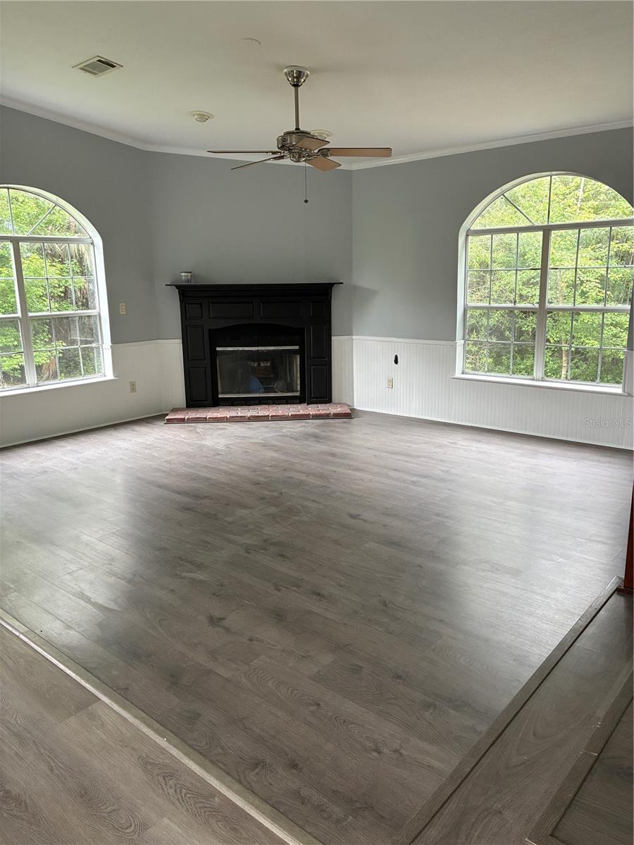 Image 3 of 14 For 3150 Cr 2006