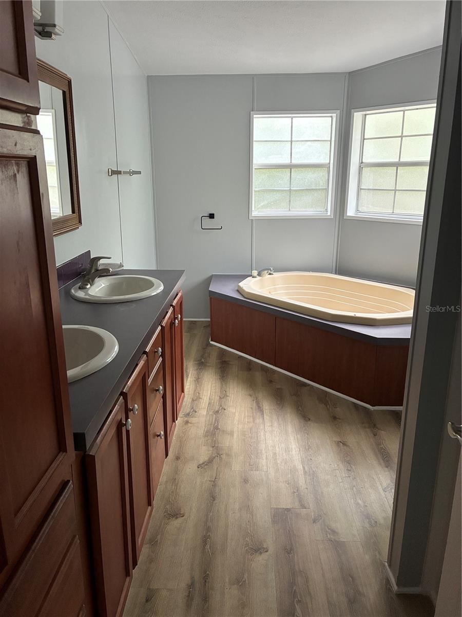 Image 6 of 14 For 3150 Cr 2006