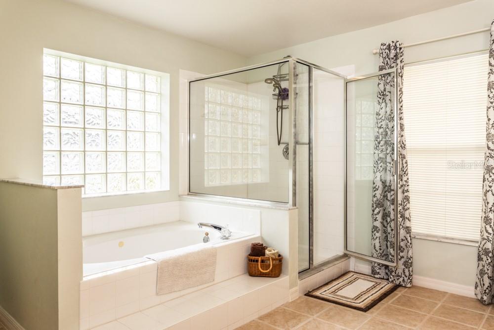 Image 17 of 30 For 5 Whetstone Lane