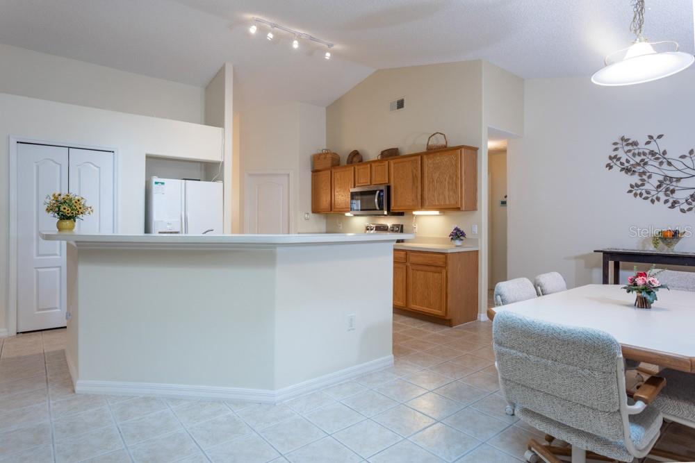 Image 2 of 30 For 5 Whetstone Lane