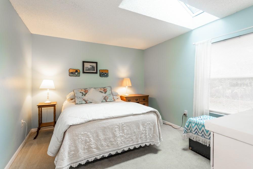 Image 21 of 30 For 5 Whetstone Lane