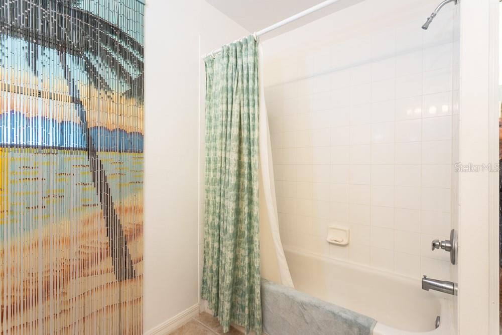 Image 24 of 30 For 5 Whetstone Lane