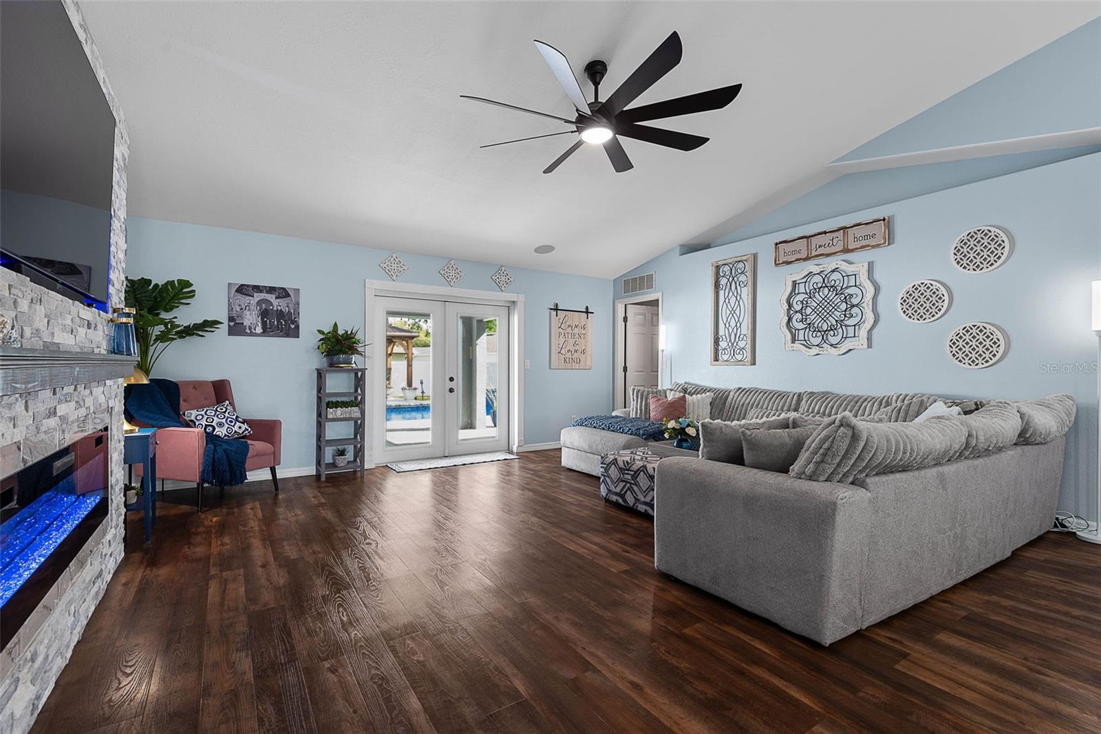 Image 11 of 72 For 13 White Birch Lane