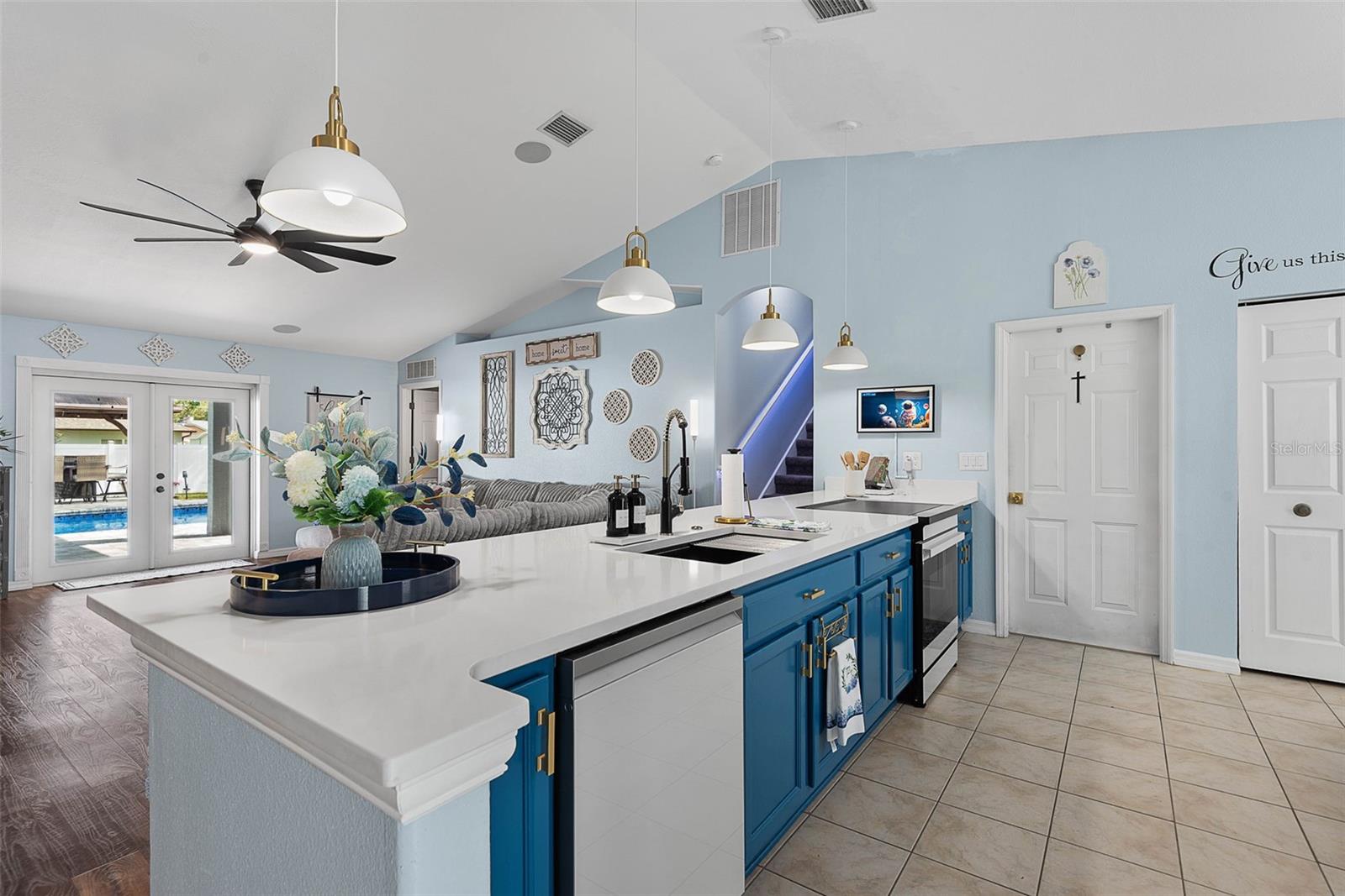 Image 15 of 72 For 13 White Birch Lane