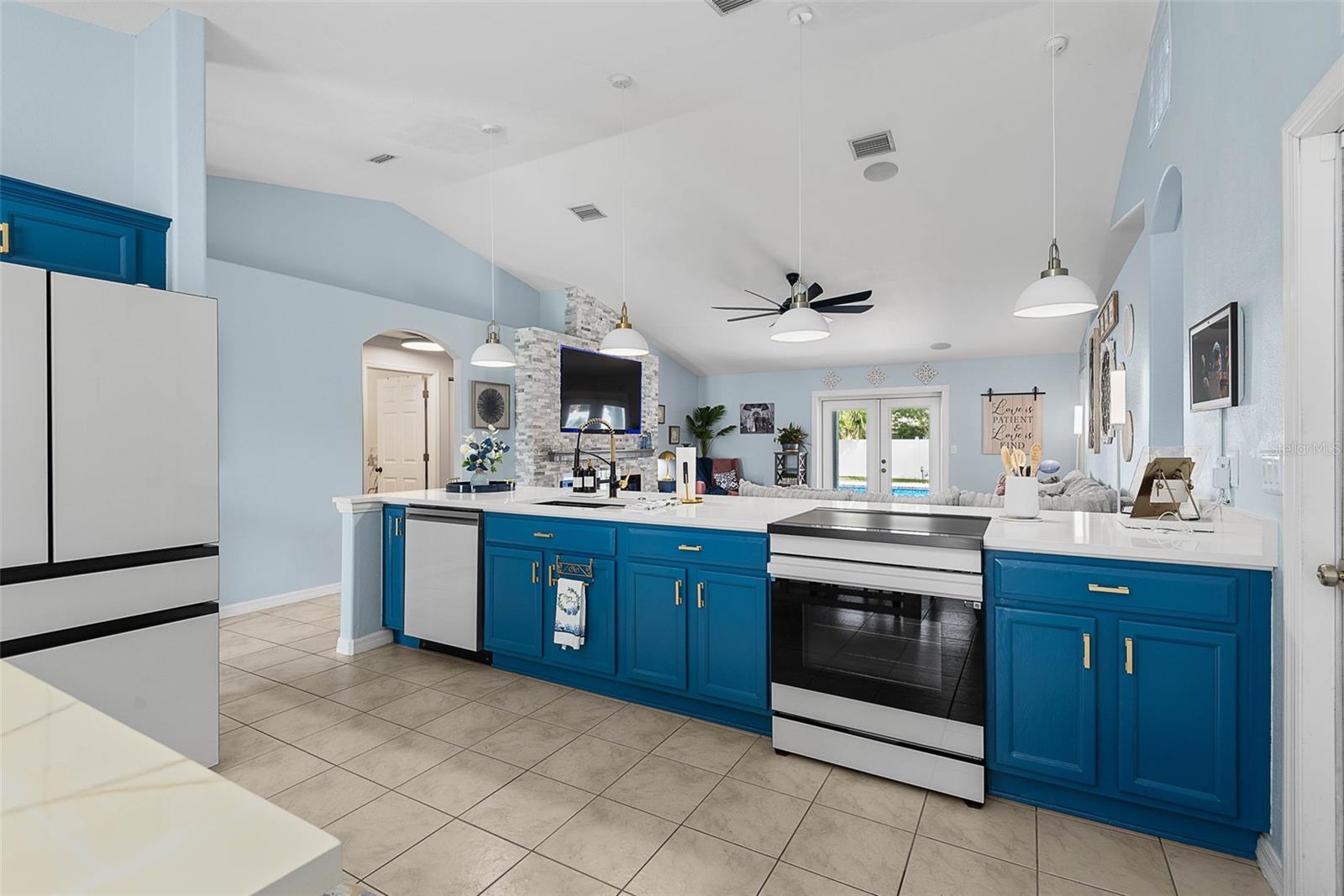 Image 17 of 72 For 13 White Birch Lane