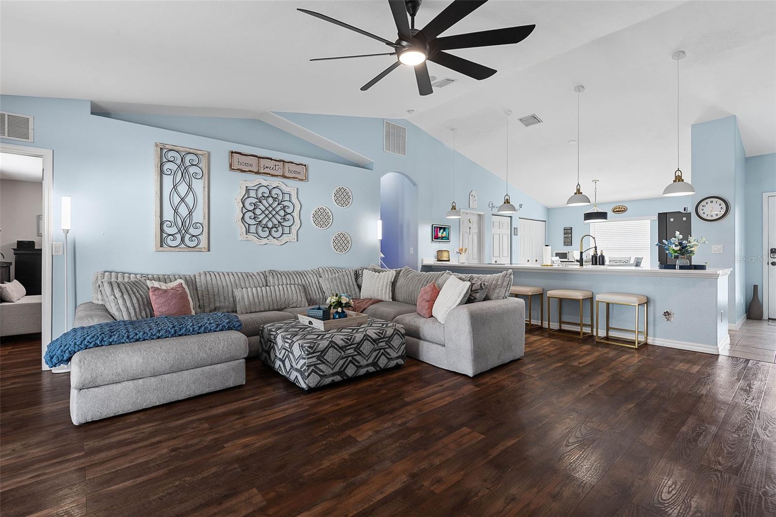 Image 6 of 72 For 13 White Birch Lane