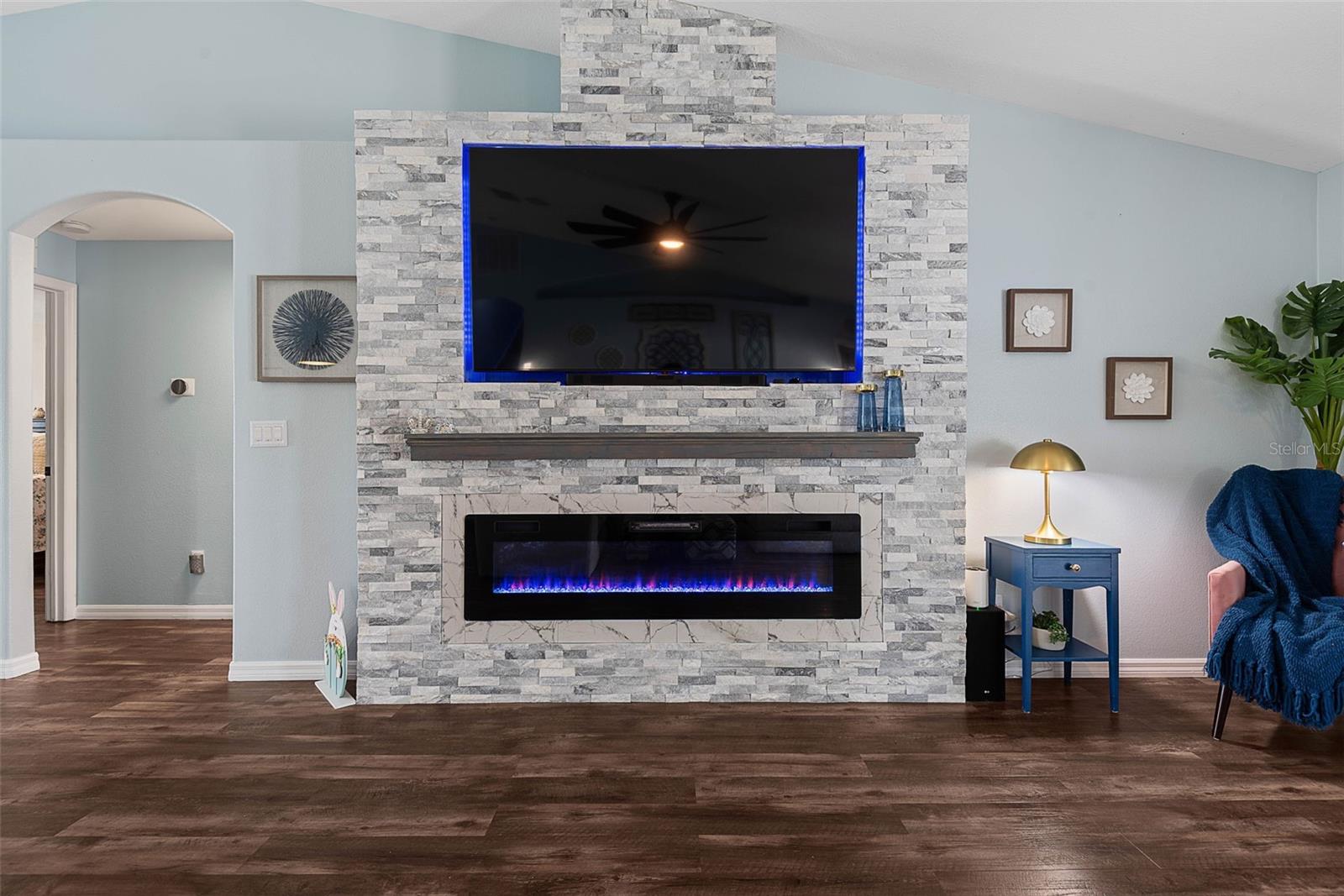 Image 8 of 72 For 13 White Birch Lane