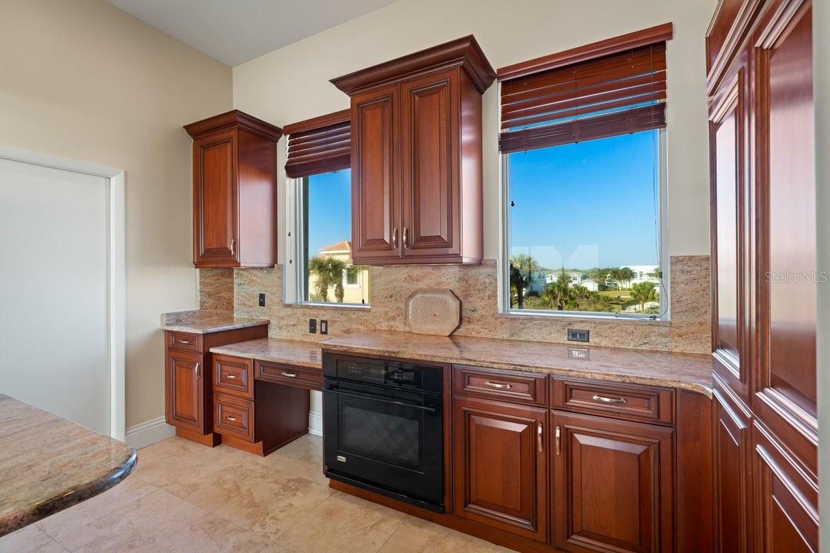 Image 23 of 90 For 11 Ocean Dune Circle