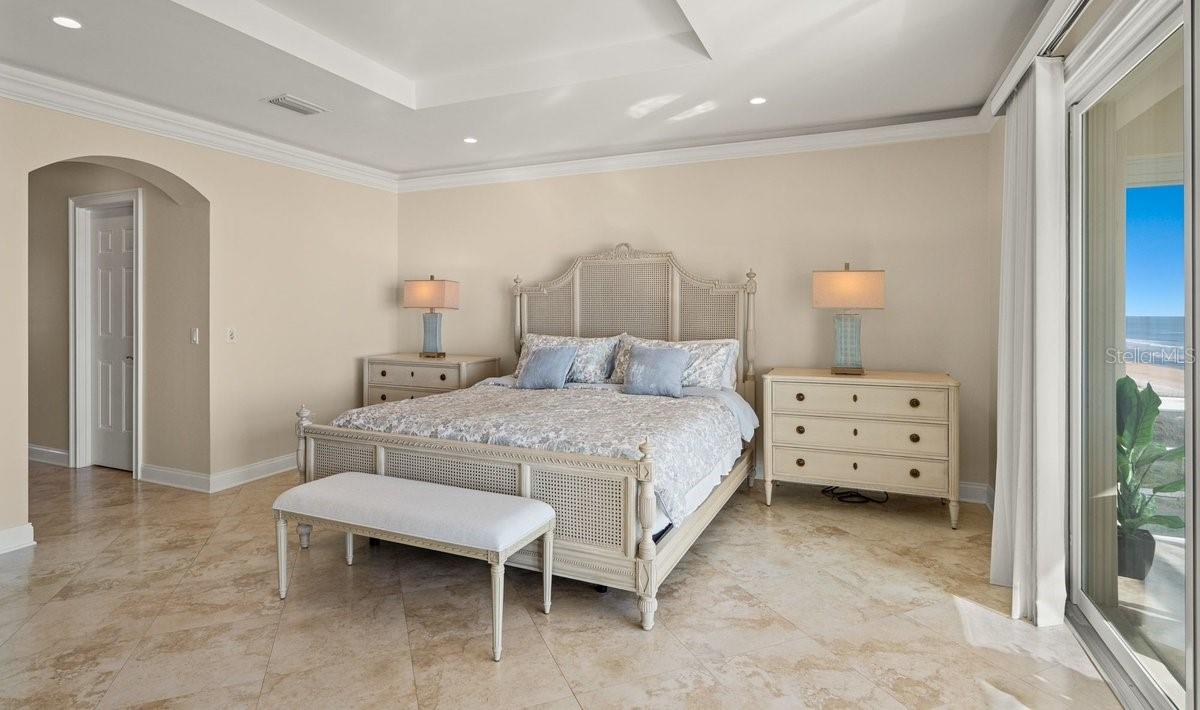 Image 35 of 90 For 11 Ocean Dune Circle