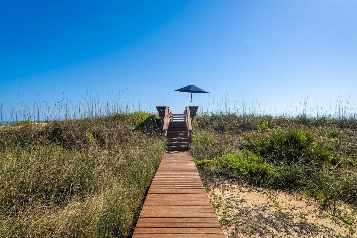 Image 67 of 90 For 11 Ocean Dune Circle