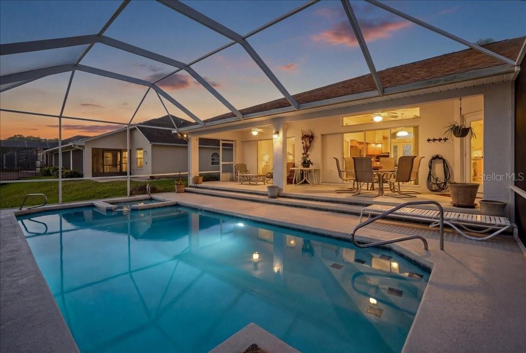 Image 11 of 55 For 24 Clarendon Court N