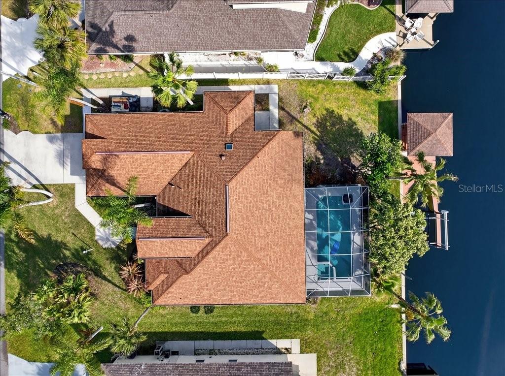 Image 13 of 55 For 24 Clarendon Court N