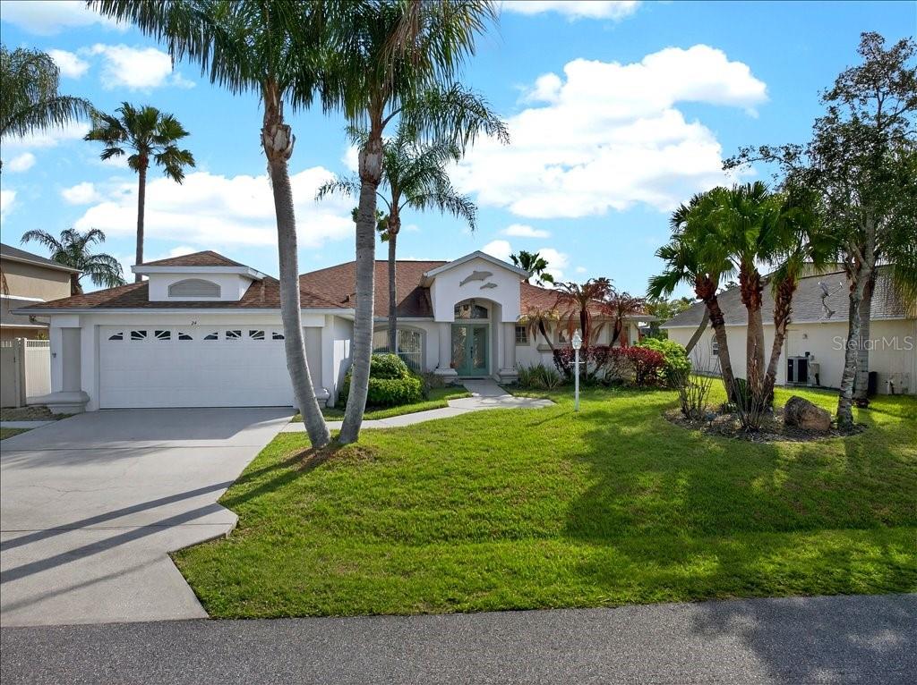 Image 16 of 55 For 24 Clarendon Court N