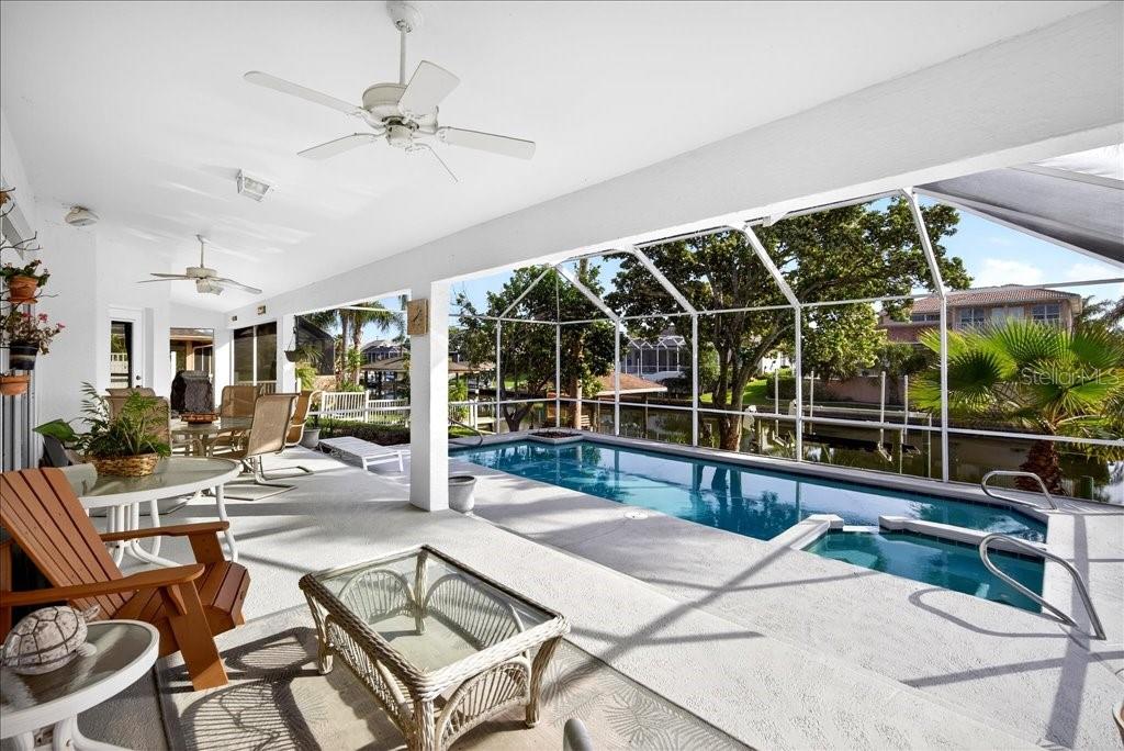 Image 18 of 55 For 24 Clarendon Court N