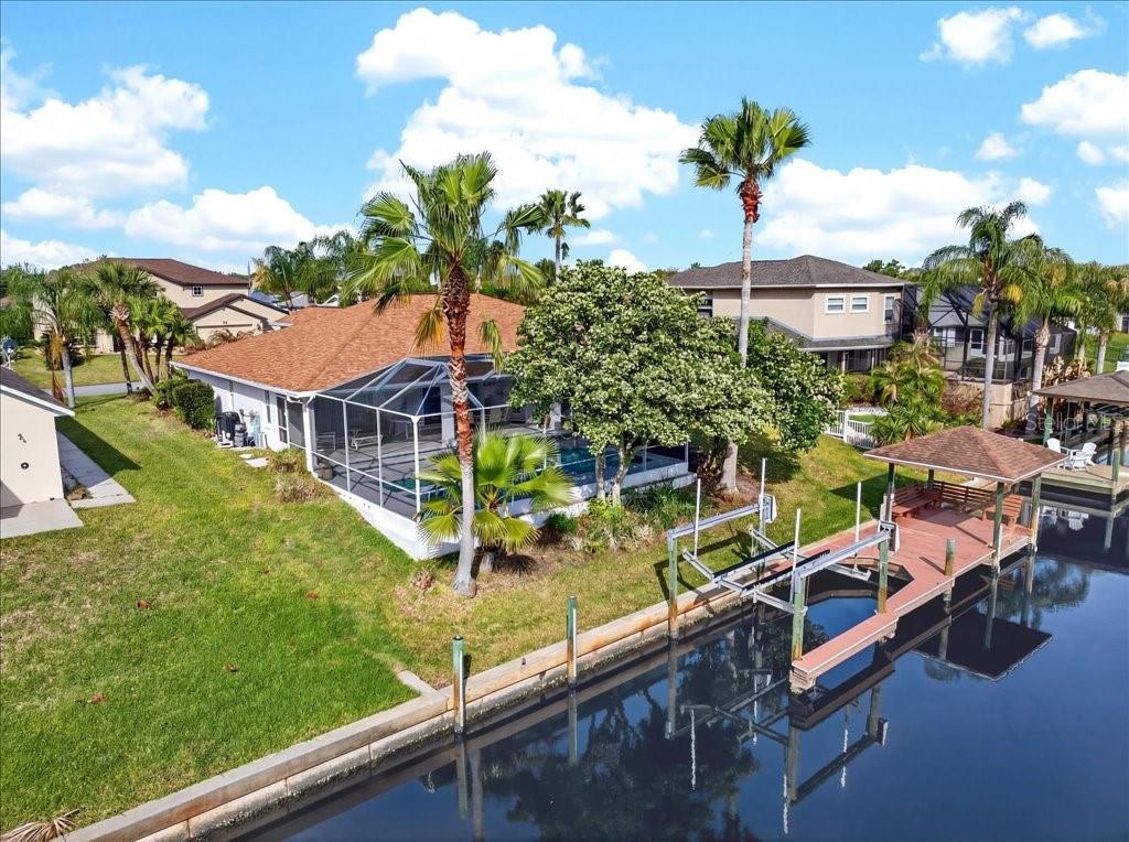 Image 35 of 55 For 24 Clarendon Court N