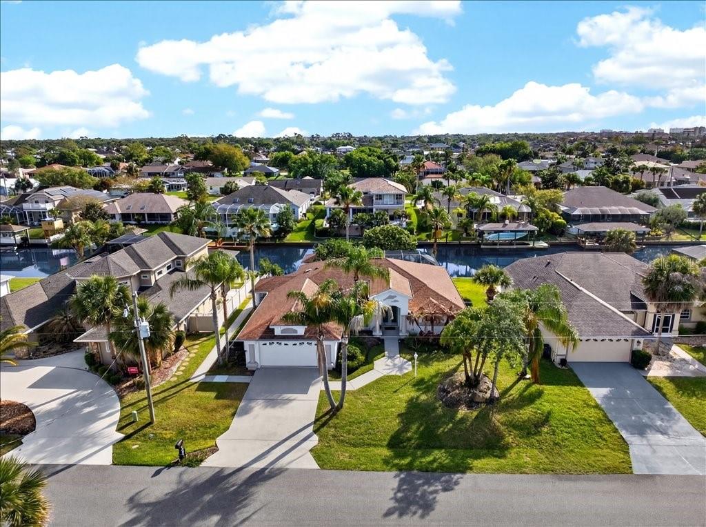 Image 54 of 55 For 24 Clarendon Court N