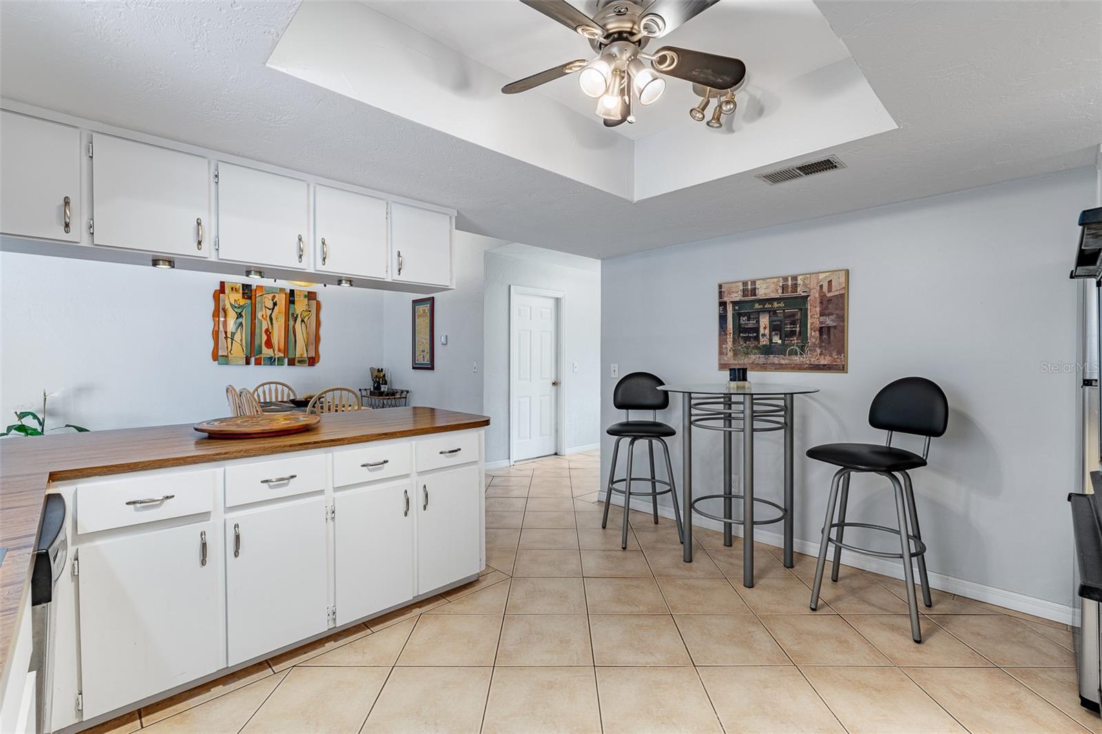 Image 13 of 55 For 712 Kristina Court