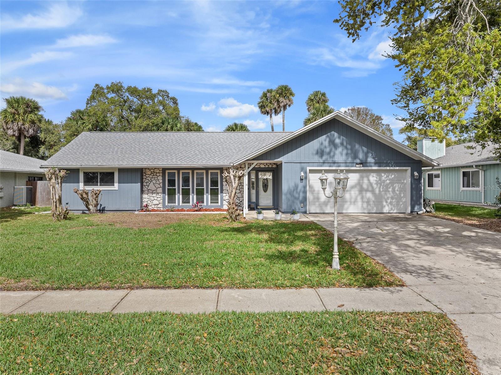 Image 4 of 55 For 712 Kristina Court