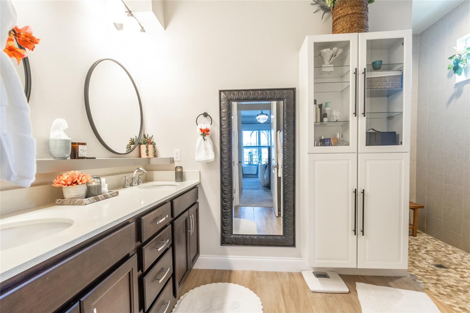 Image 25 of 55 For 23 Spring Street