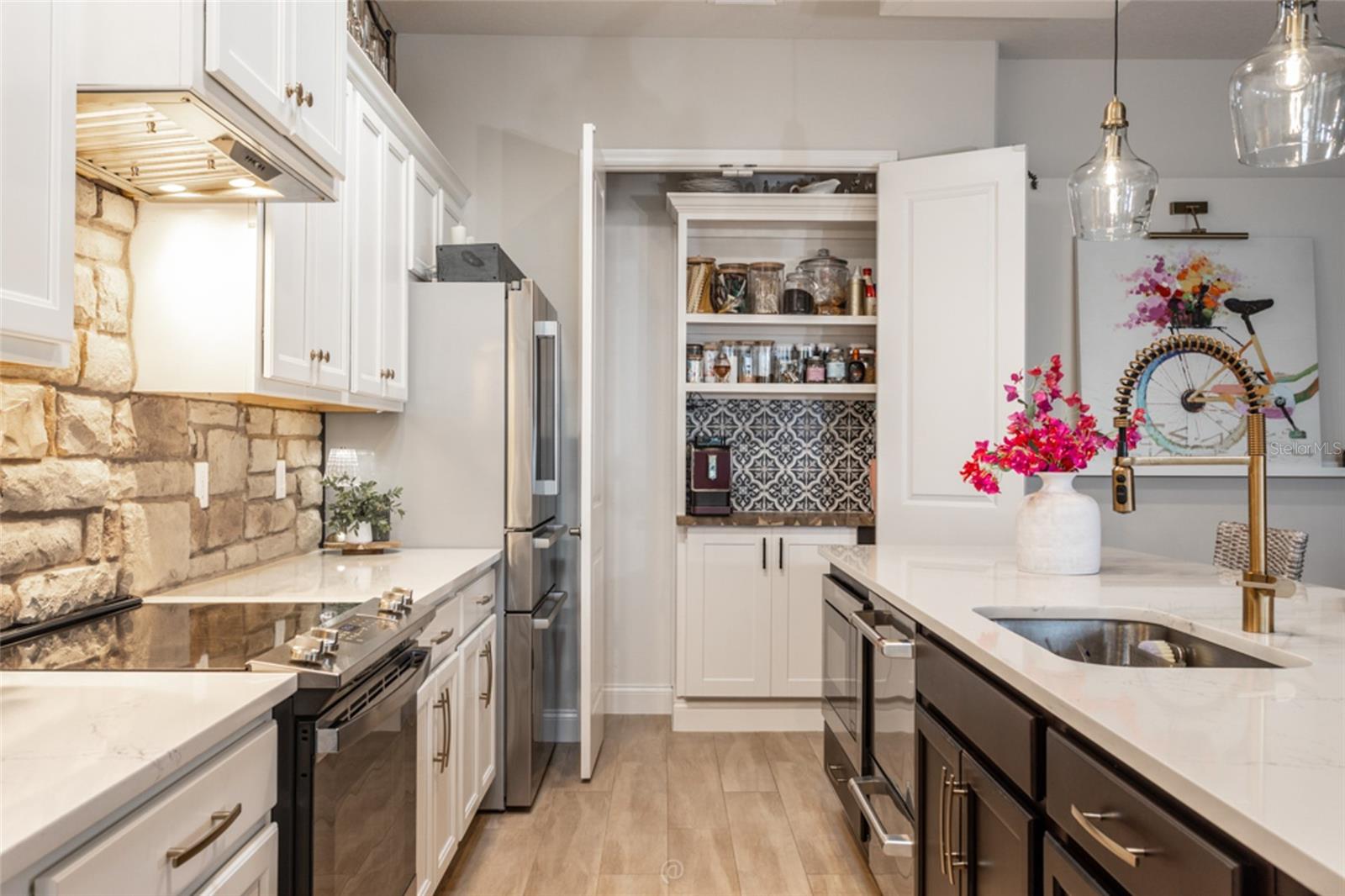 Image 9 of 55 For 23 Spring Street