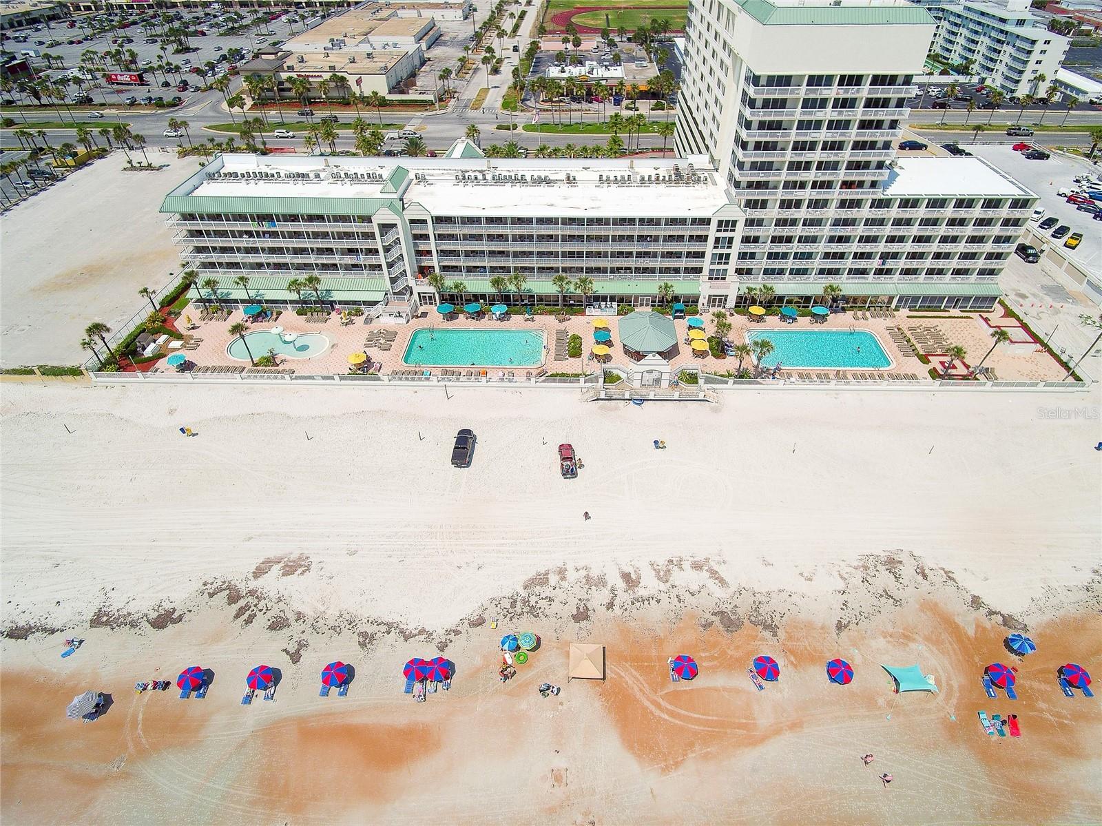 Image 37 of 56 For 2700 Atlantic Avenue 819