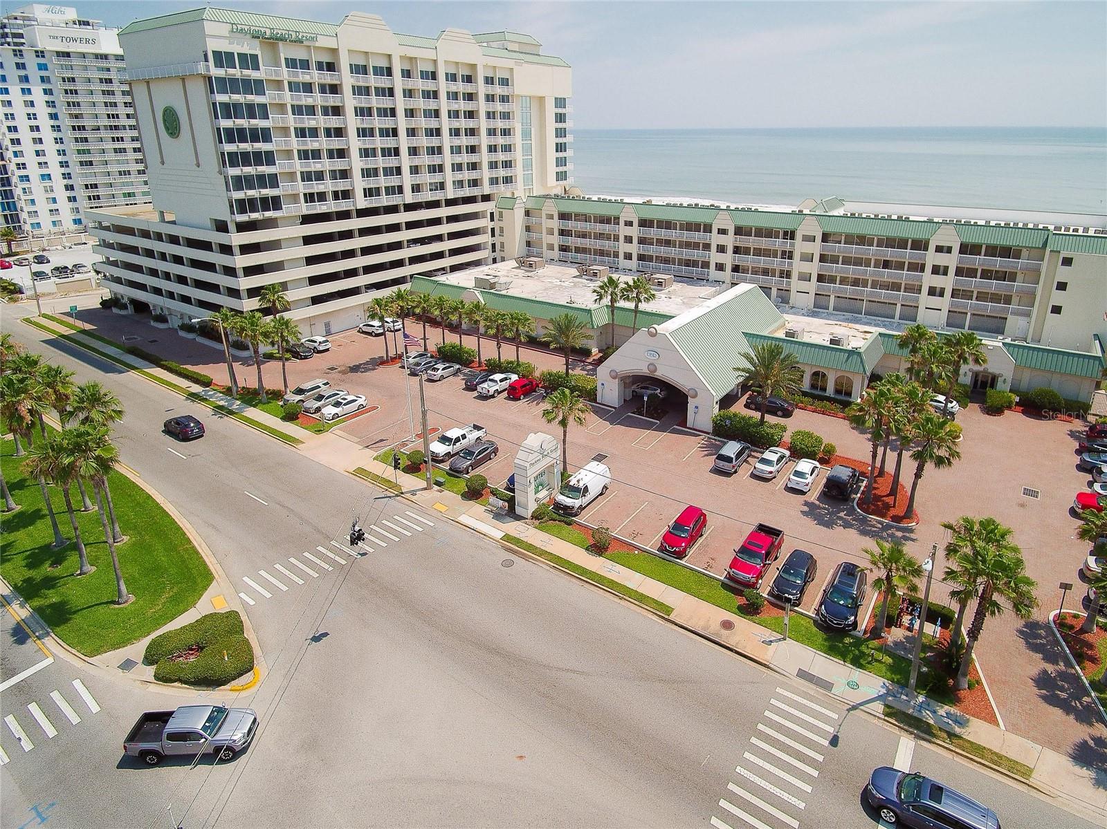 Image 40 of 56 For 2700 Atlantic Avenue 819