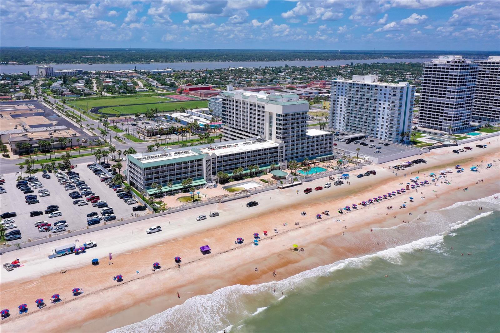 Image 47 of 56 For 2700 Atlantic Avenue 819