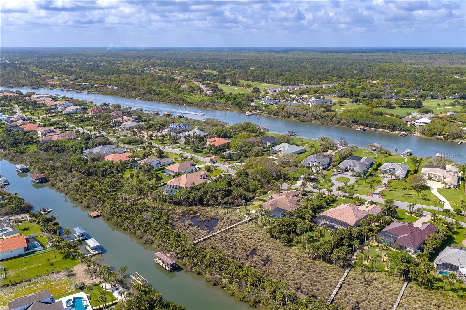 Image 9 of 16 For 141 Island Estates Parkway