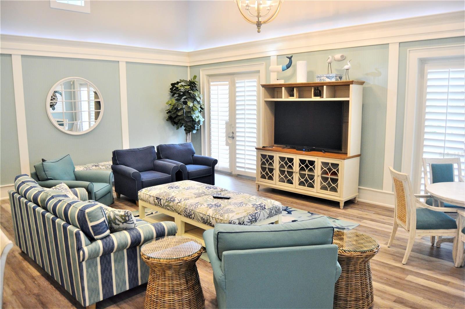 Image 29 of 40 For 800 Cinnamon Beach Way 742