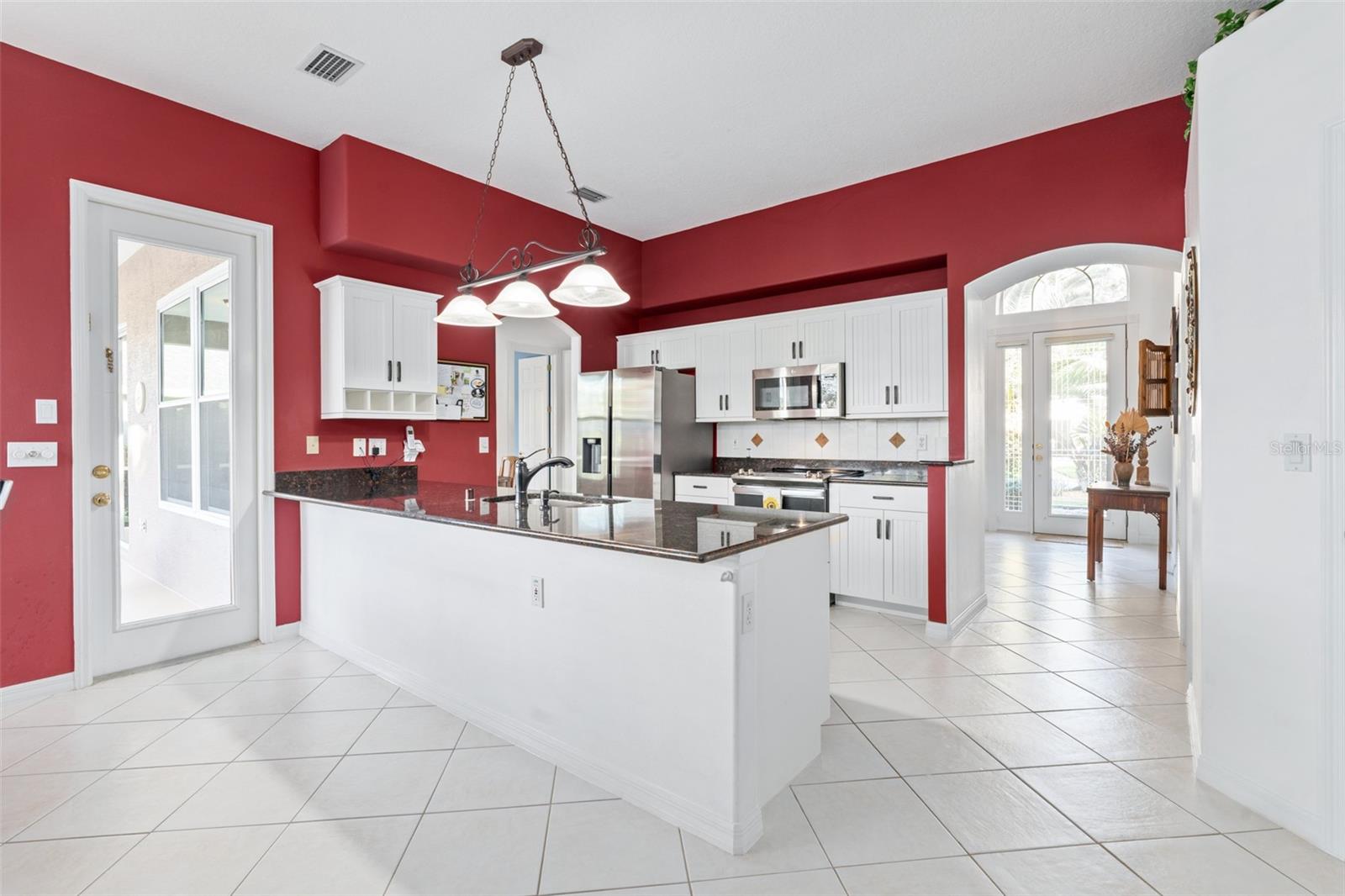 Image 17 of 62 For 94 Bay Lake Drive