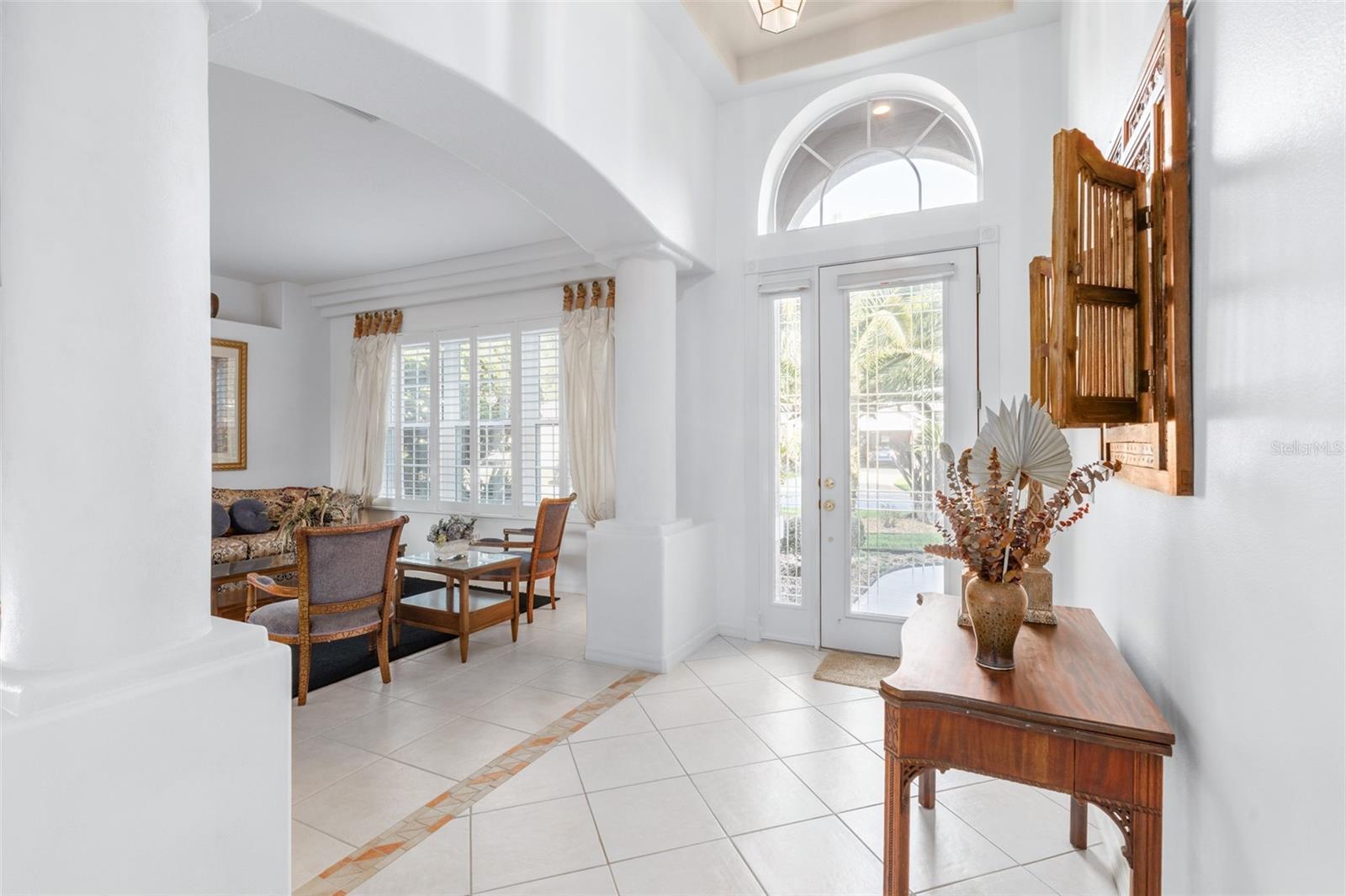 Image 6 of 62 For 94 Bay Lake Drive