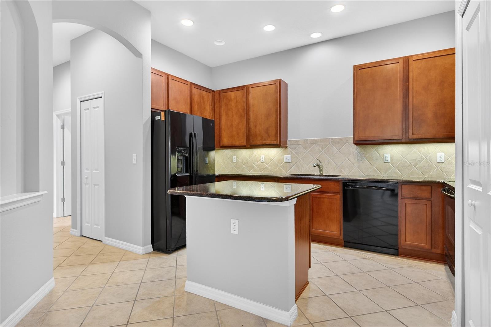 Image 14 of 21 For 1023 Kilkenny Lane