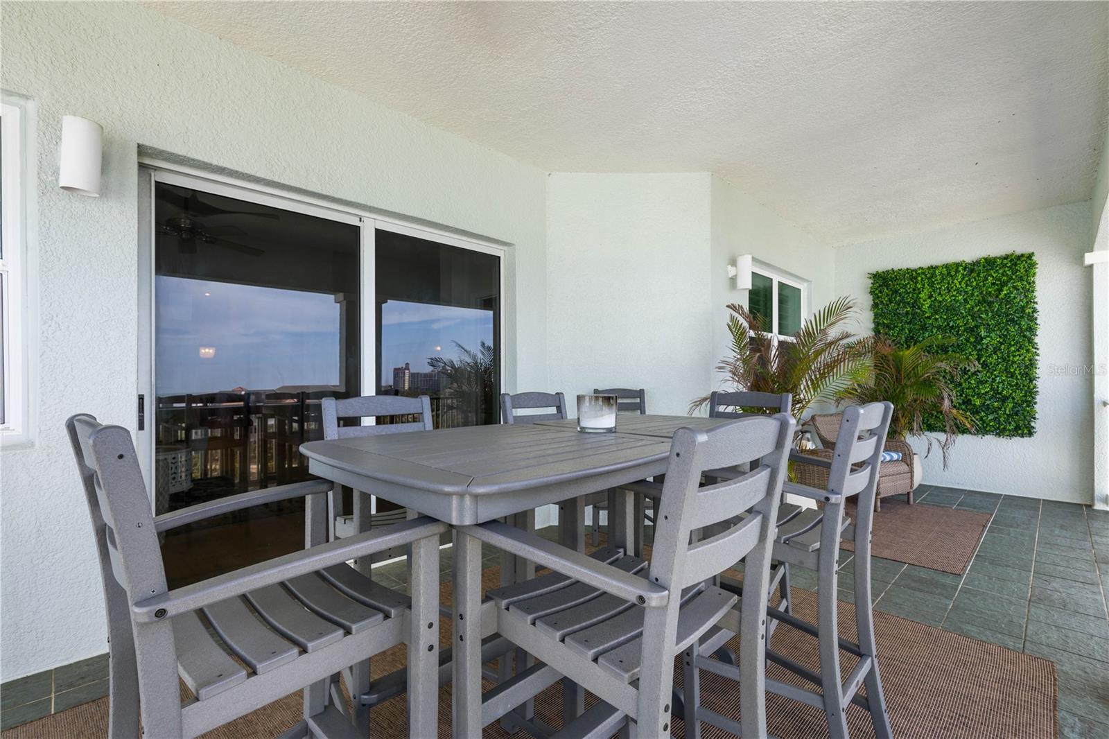 Image 12 of 82 For 400 Cinnamon Beach Way 365