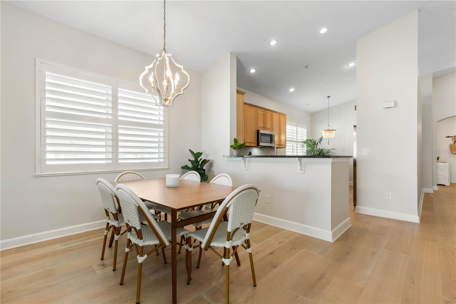 Image 21 of 82 For 400 Cinnamon Beach Way 365