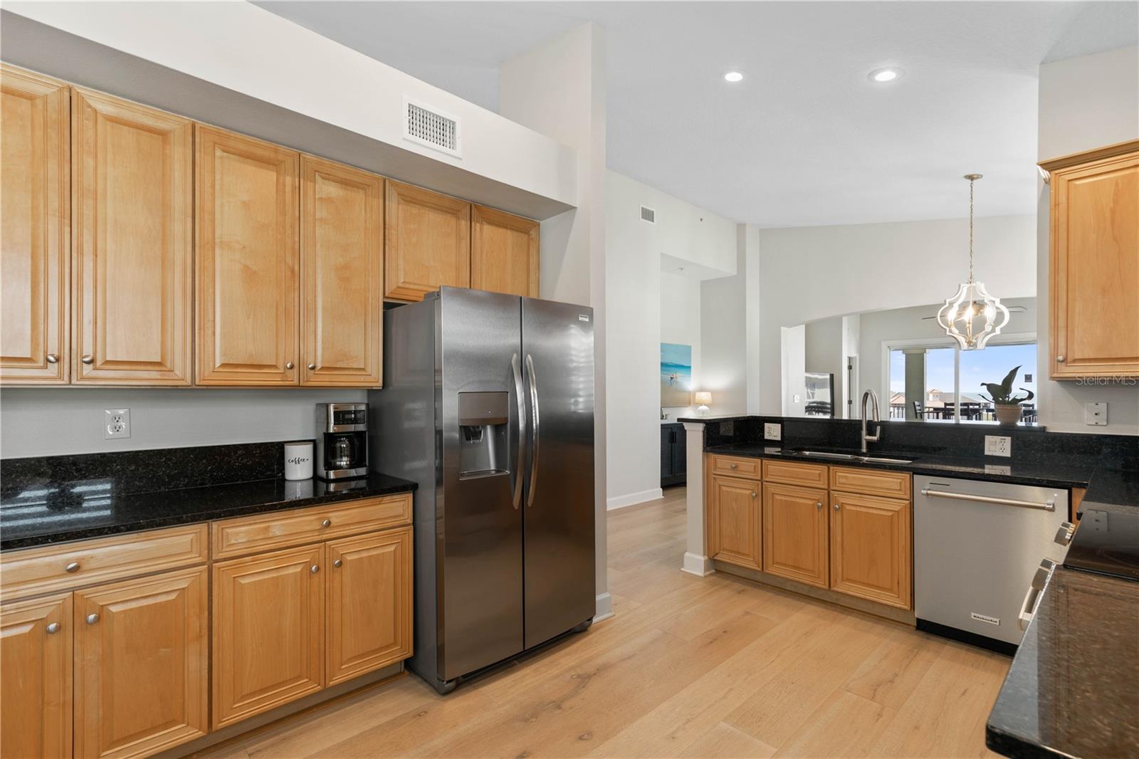 Image 27 of 82 For 400 Cinnamon Beach Way 365