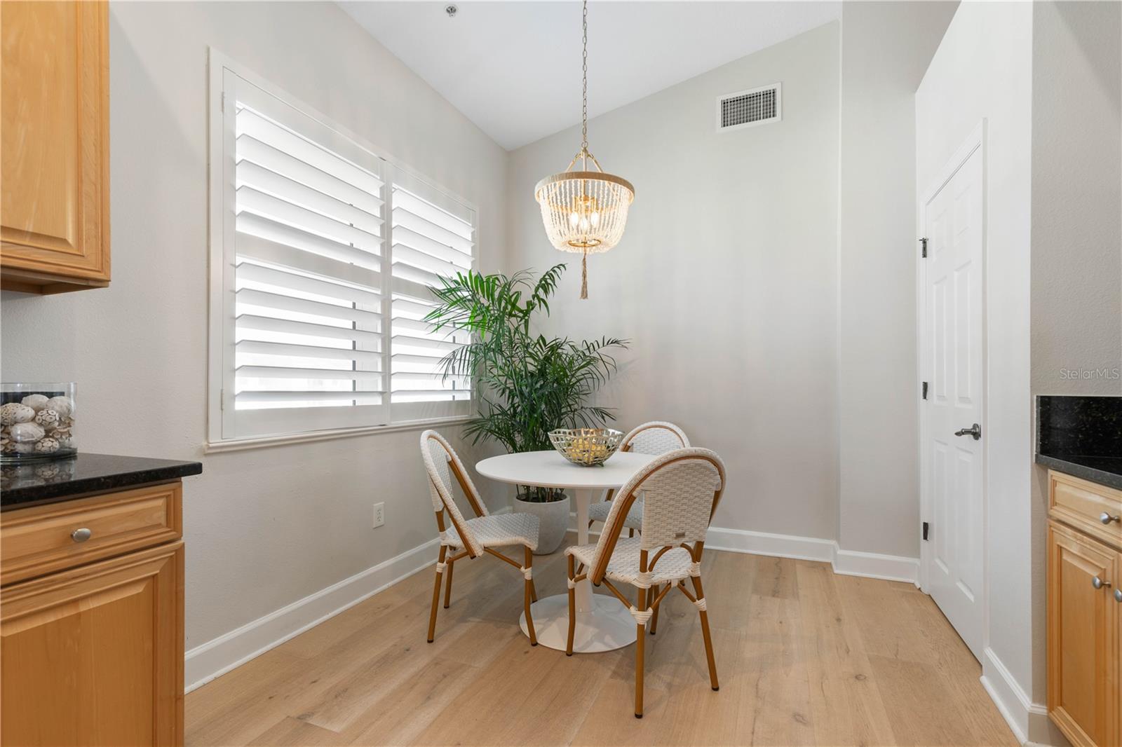 Image 28 of 82 For 400 Cinnamon Beach Way 365