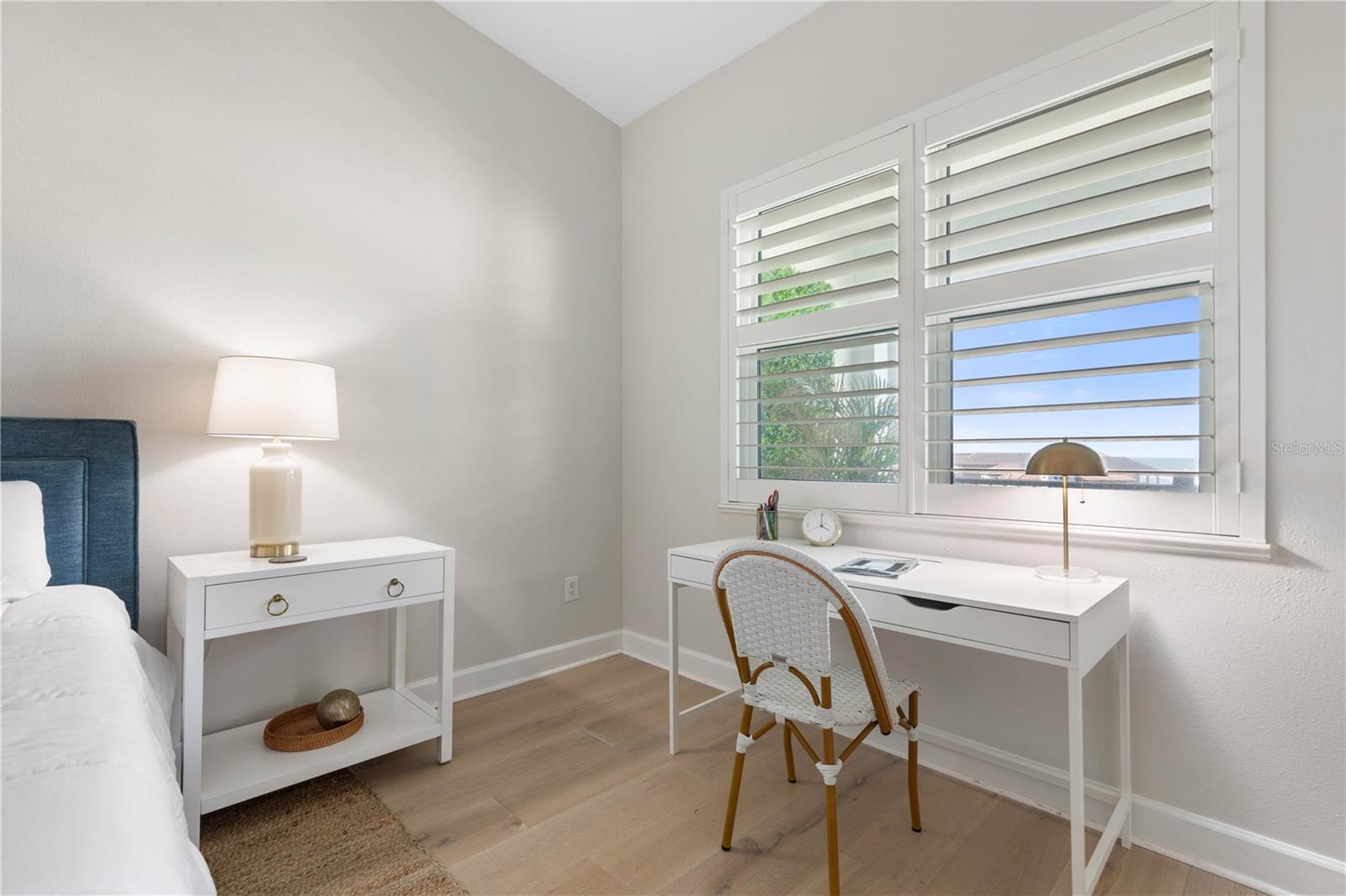 Image 33 of 82 For 400 Cinnamon Beach Way 365