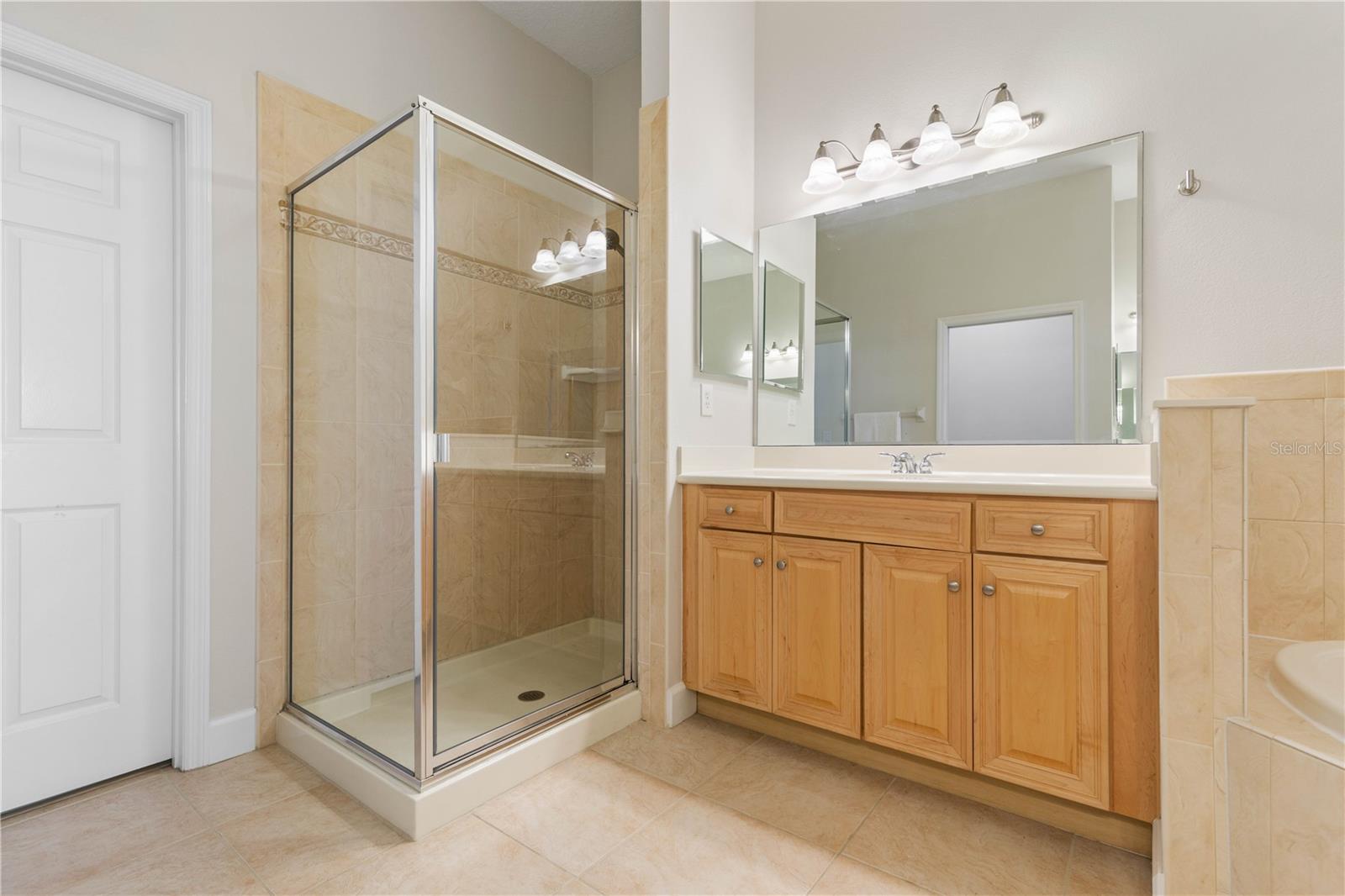 Image 36 of 82 For 400 Cinnamon Beach Way 365